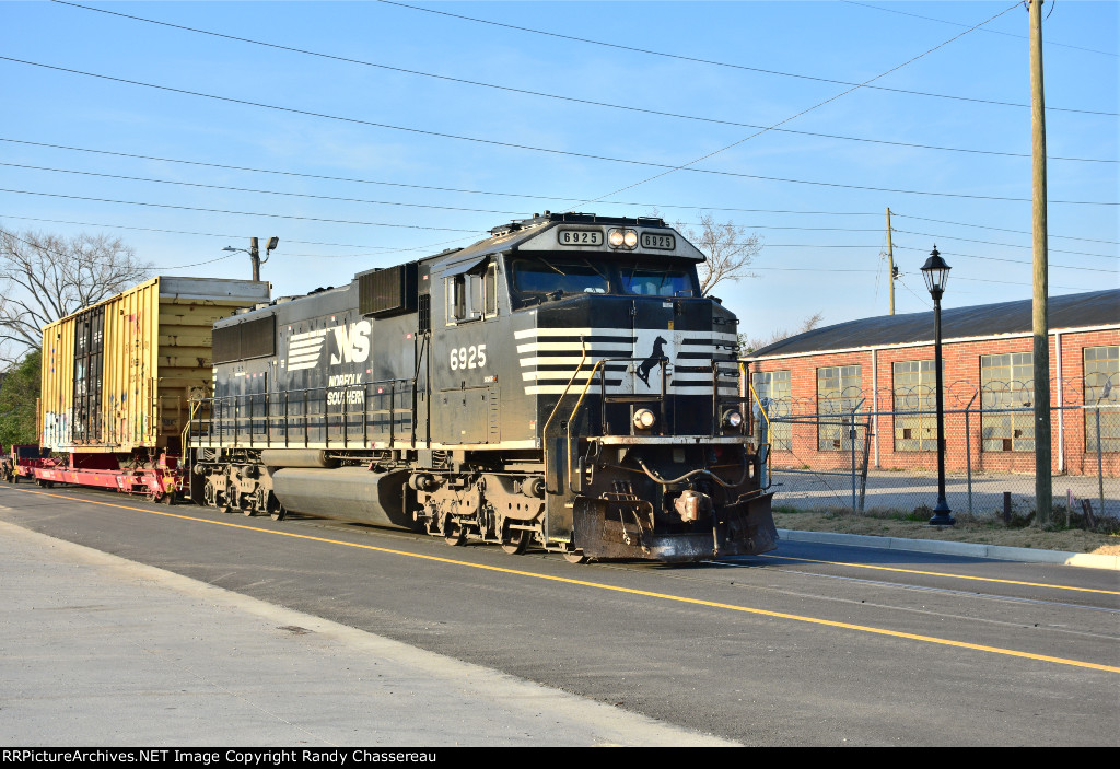 NS 6925 P70